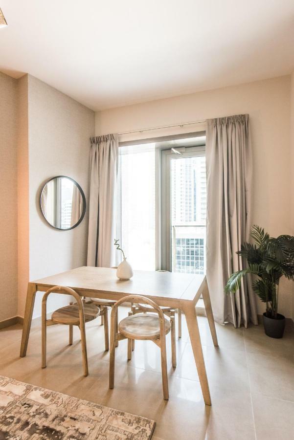 Fantastay Sparkle Tower Luxury 1 Br Dubai Eksteriør billede