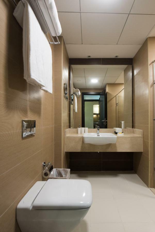 Fantastay Sparkle Tower Luxury 1 Br Dubai Eksteriør billede