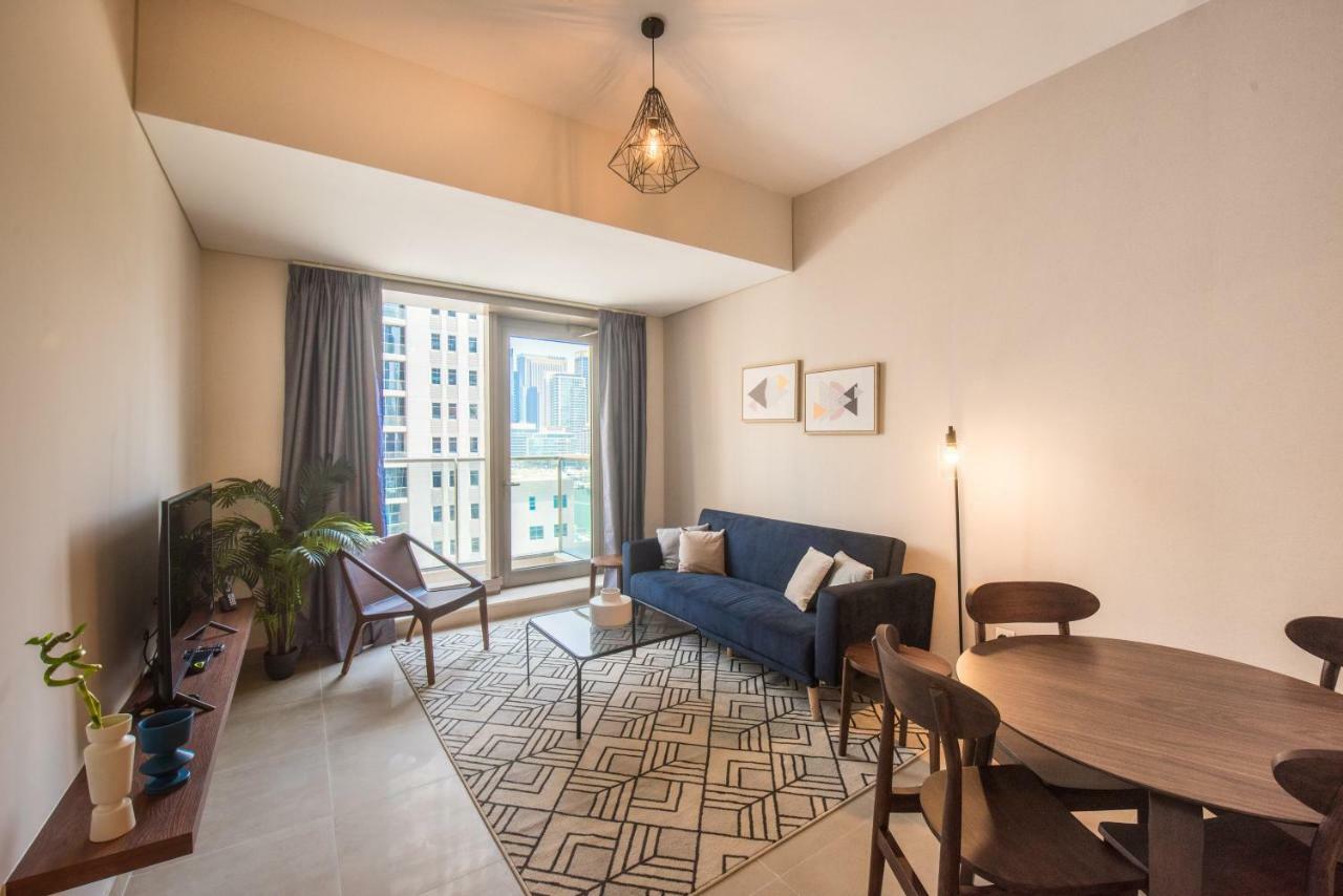 Fantastay Sparkle Tower Luxury 1 Br Dubai Eksteriør billede